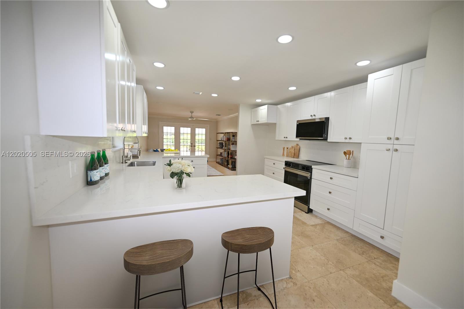 COUNTRY ISLES COVE - Residential