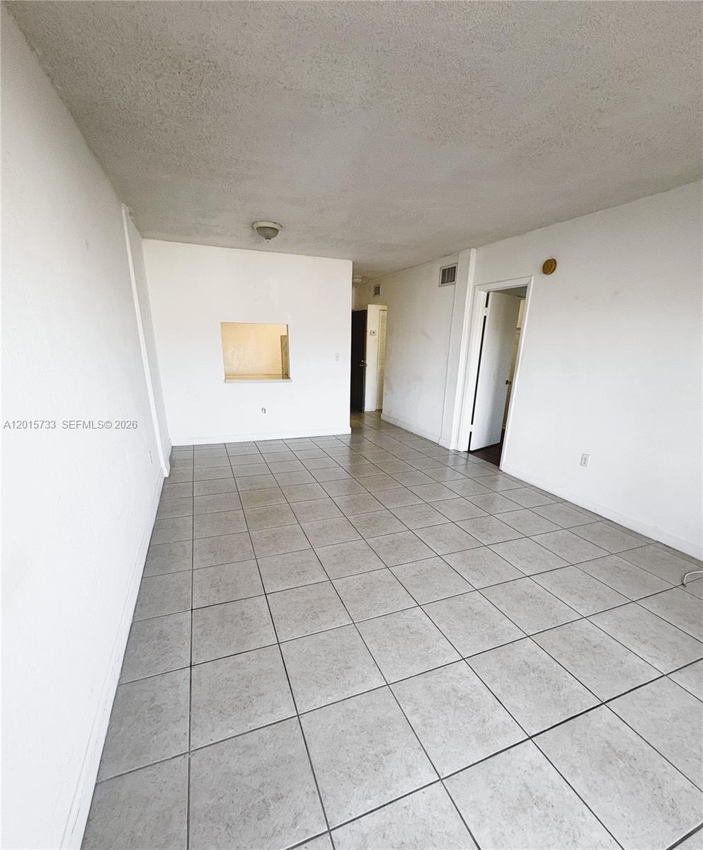 THE BERKELEY CONDO - Residential