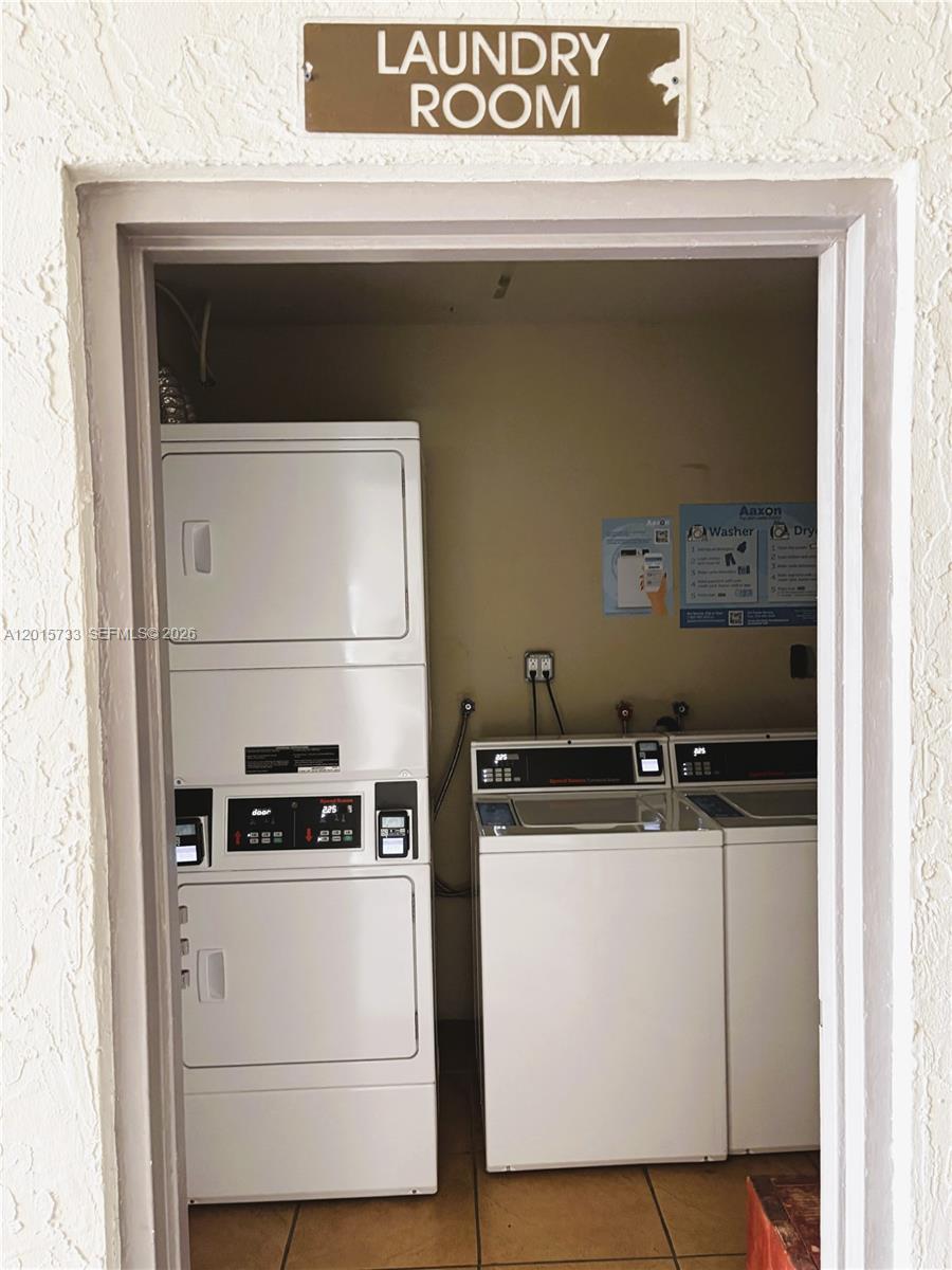 THE BERKELEY CONDO - Residential