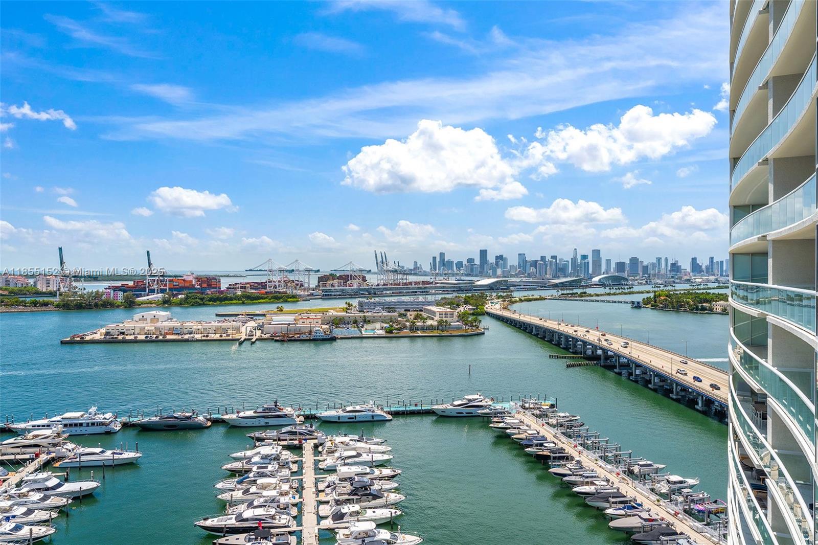 ICON CONDO - Residential