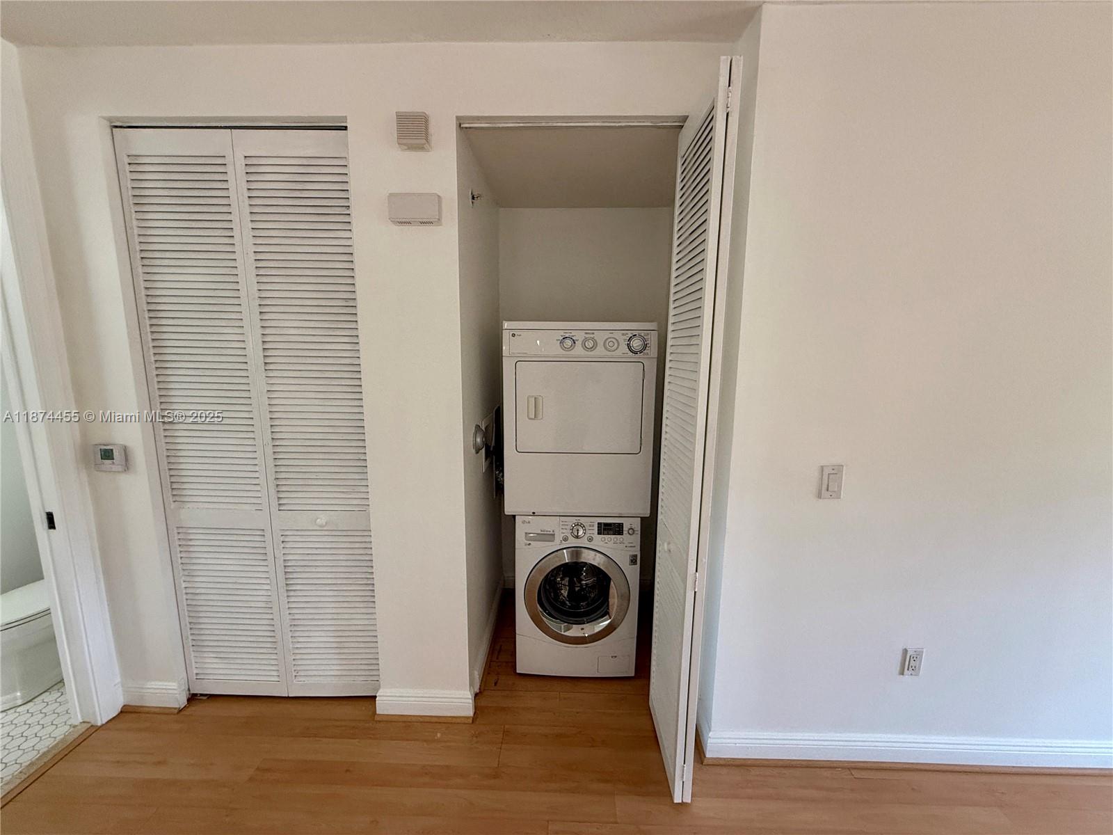 VILLAGE AT SAILBOAT BEND - Residential Lease