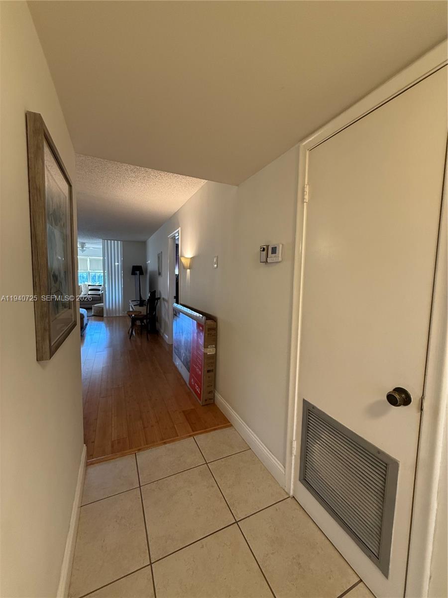 SUNRISE LAKES 140 CONDO - Residential