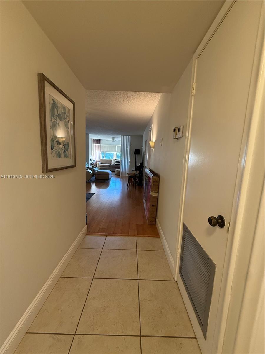 SUNRISE LAKES 140 CONDO - Residential