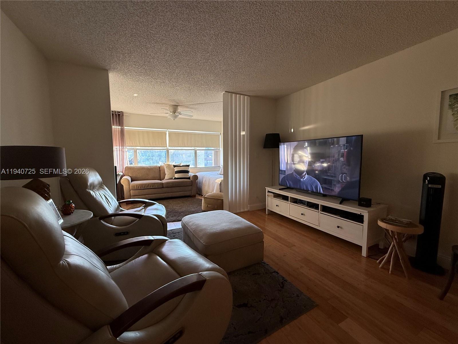 SUNRISE LAKES 140 CONDO - Residential