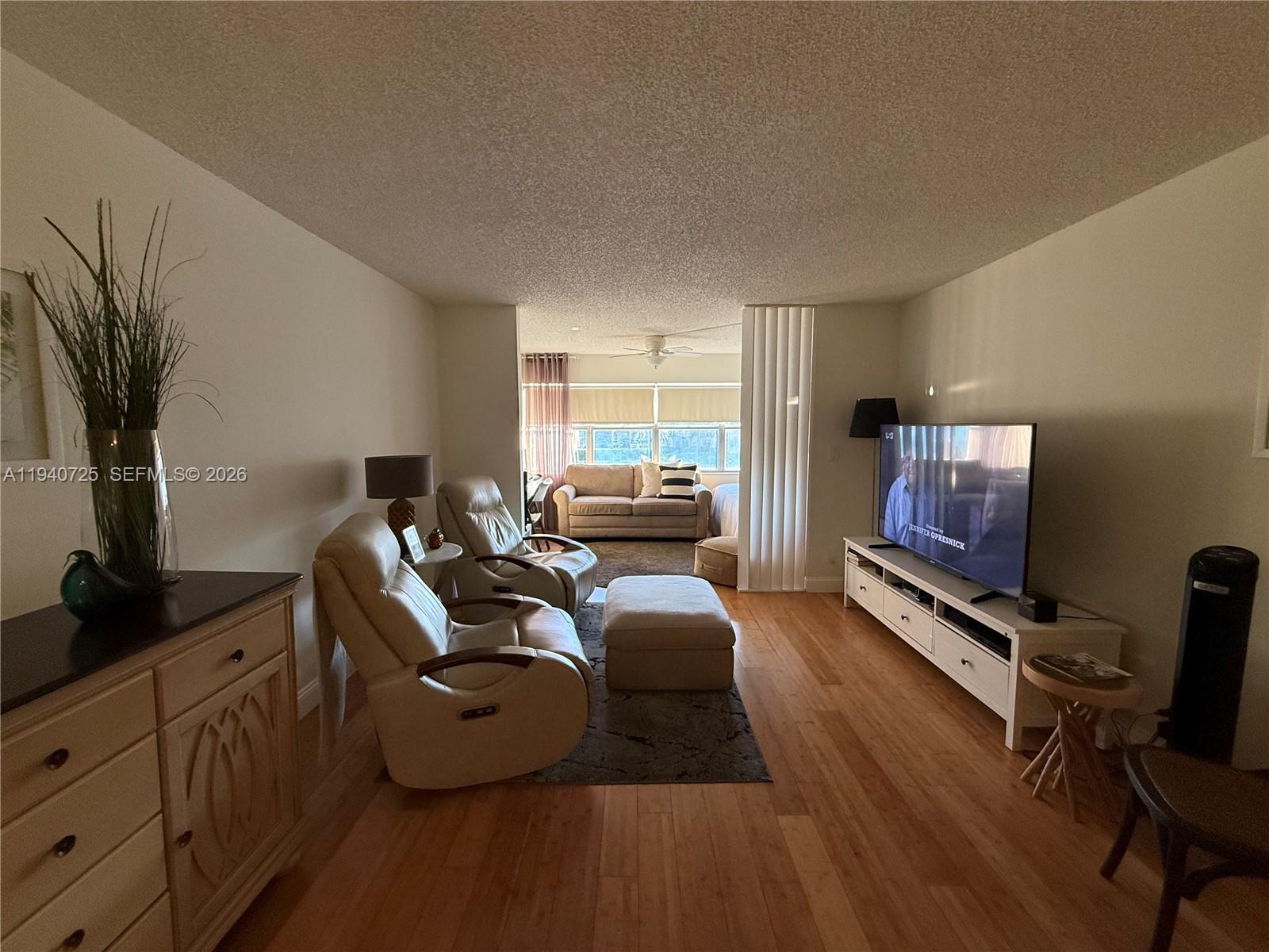 SUNRISE LAKES 140 CONDO - Residential