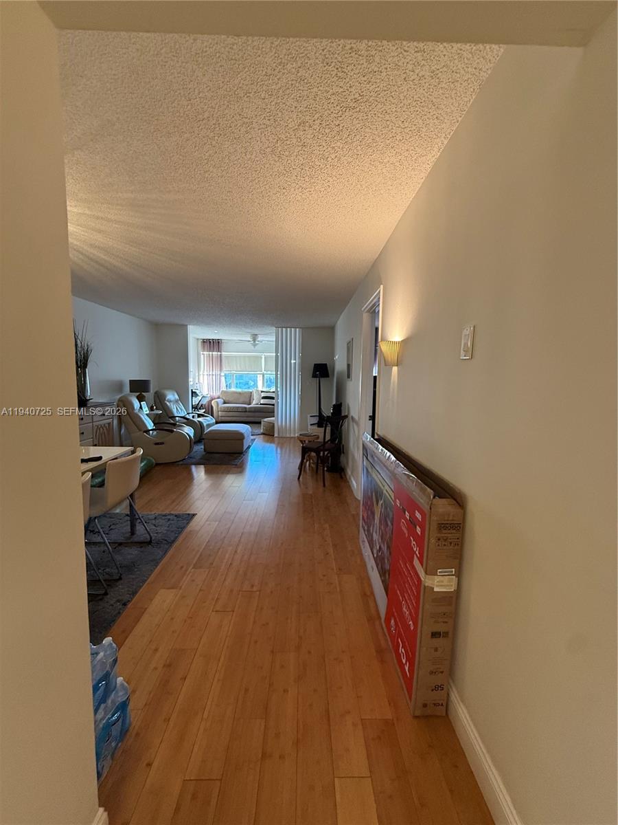 SUNRISE LAKES 140 CONDO - Residential