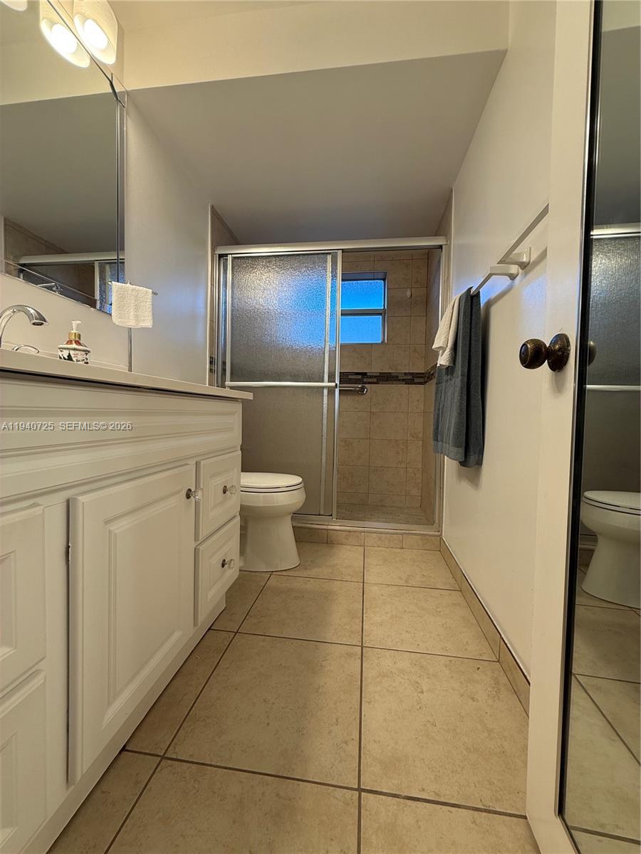 SUNRISE LAKES 140 CONDO - Residential