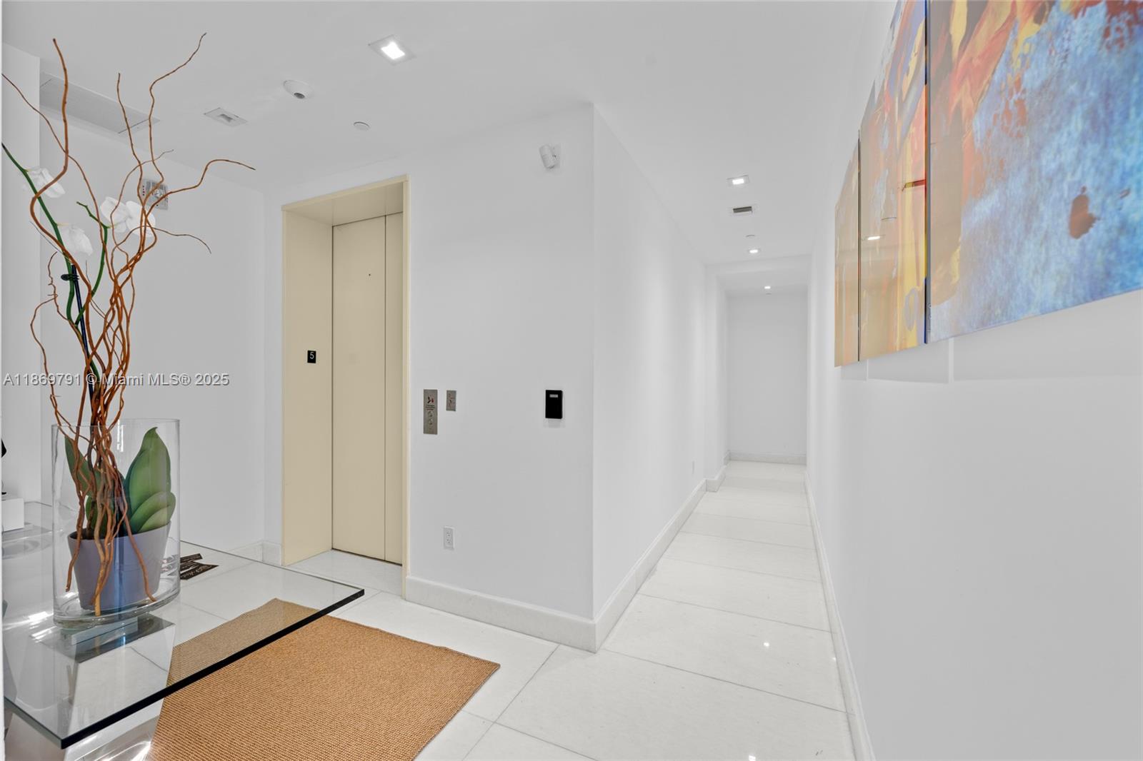 JADE SIGNATURE CONDO - Residential Lease