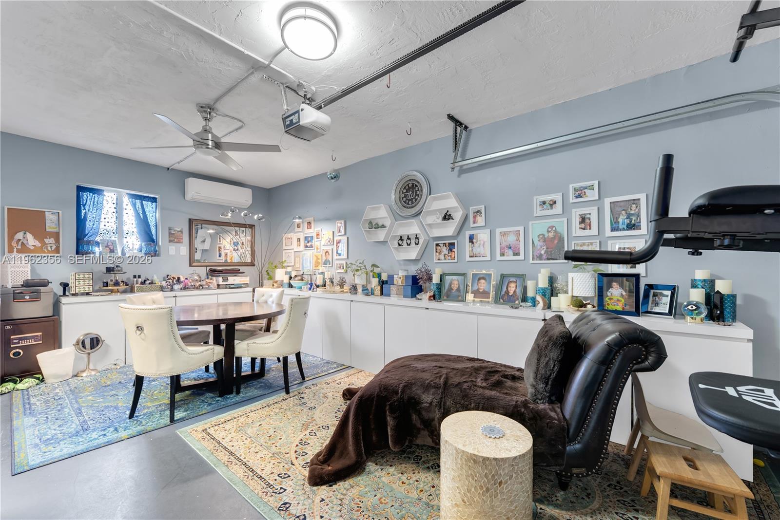 SUNRISE GOLF VILLAGE SEC - Residential