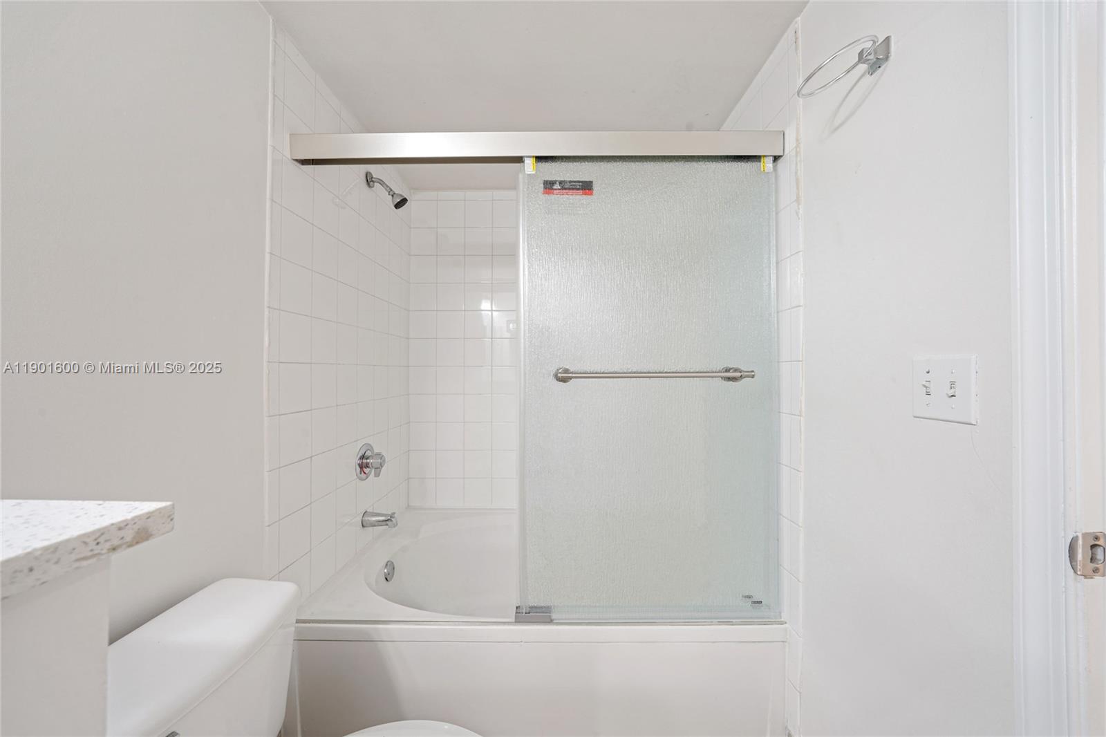 PALMS POINT CONDO - Residential Lease