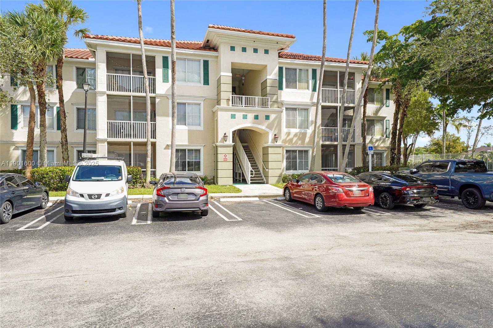 PALMS POINT CONDO - Residential Lease