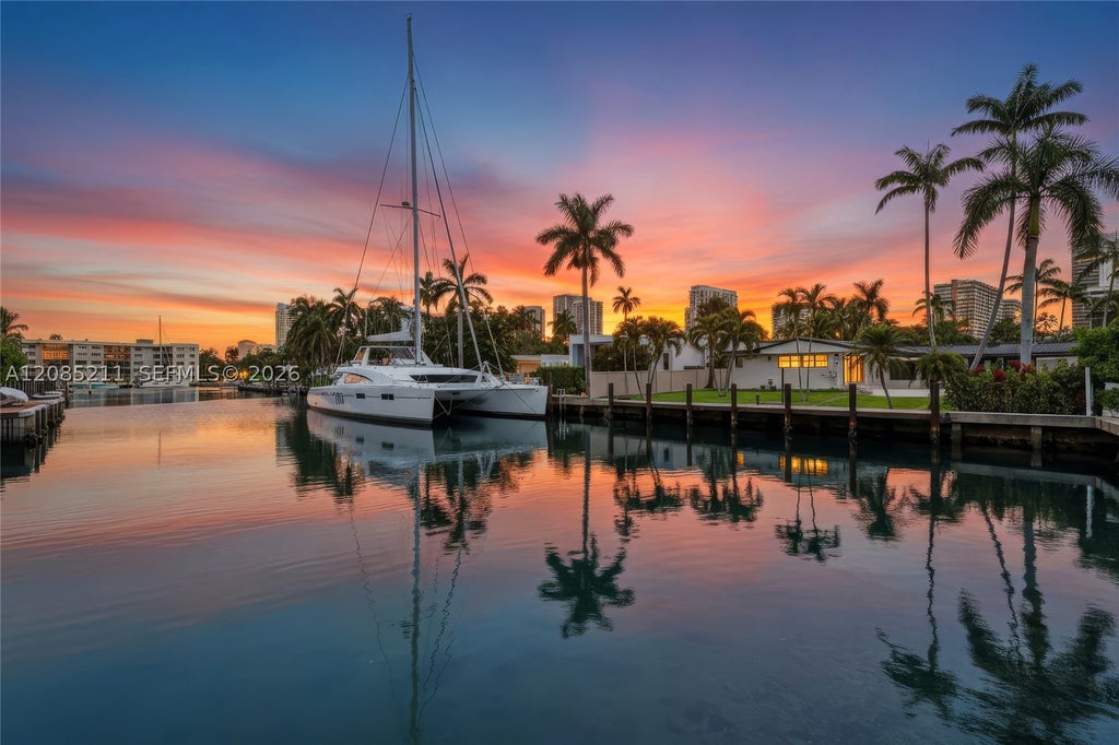 Photo of 536 Hibiscus Dr #., Hallandale Beach, FL 33009 (MLS # A12085211)