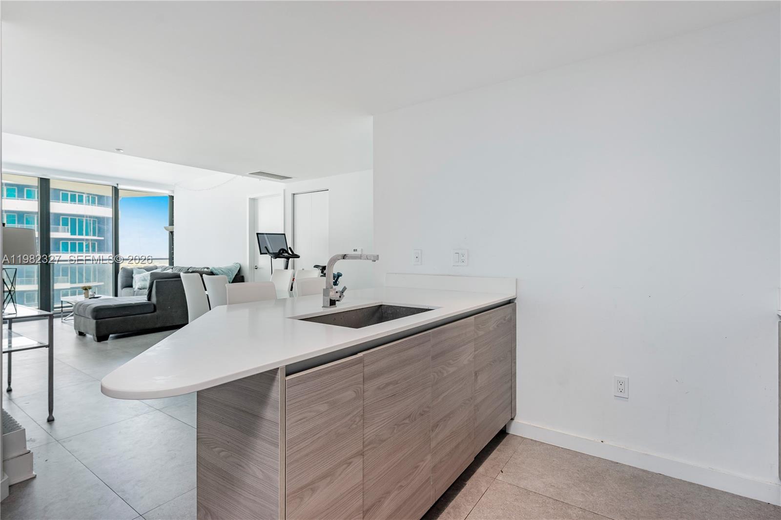 1300 S Miami Ave 2909