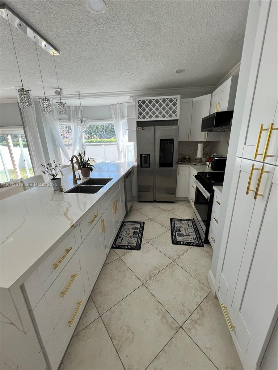 CHAPEL TRAIL II - Residential