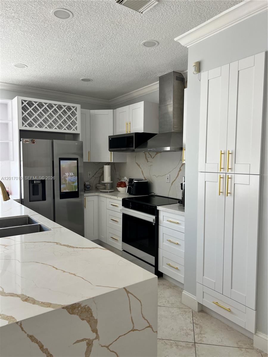 CHAPEL TRAIL II - Residential