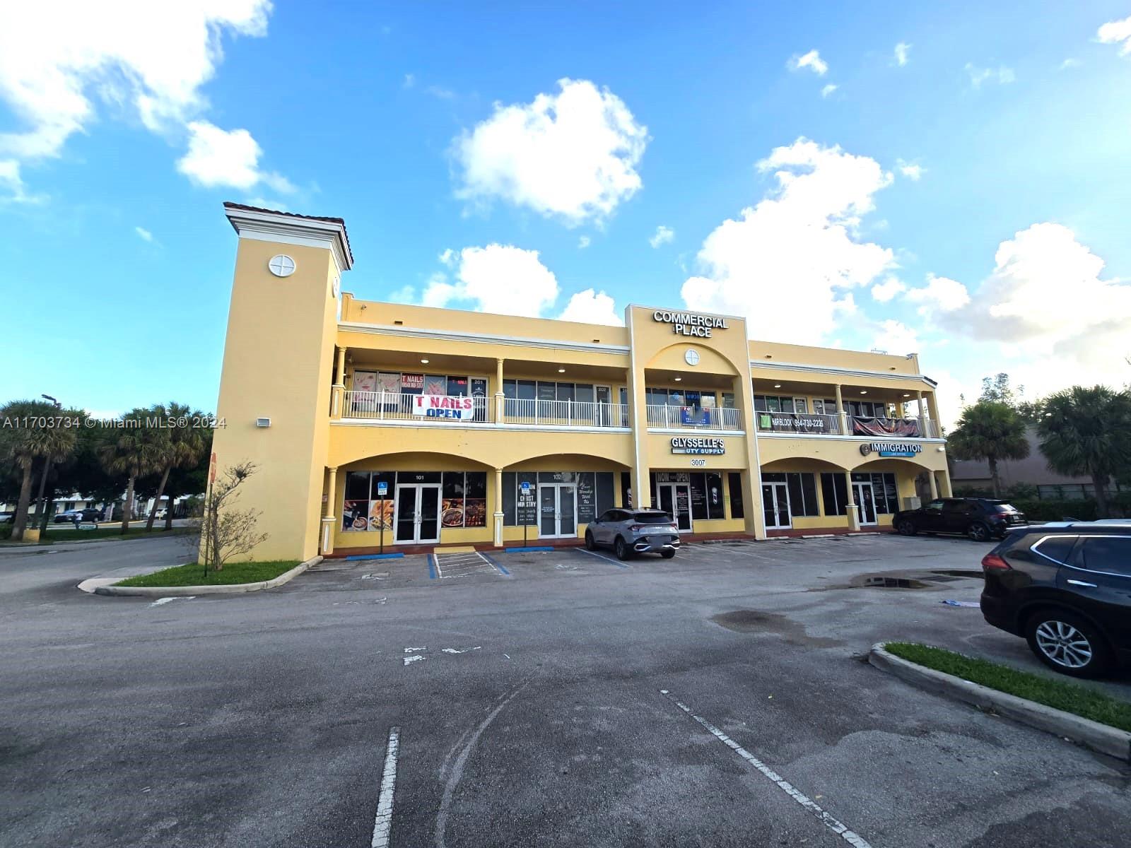 FOR SALE – First floor corner storefront space available! With frontage to Commercial Blvd, this unit has an annual average daily traffic count of 55,000 vehicles. Located in B-1 zoning, this unit is perfect for a variety of businesses including retail storefront. Other businesses in building include law office, beauty supply store, and more. Current layout set up as restaurant/café and can certainly be reconfigured. Plenty of parking in front and rear of building. Just minutes from Fort Lauderdale Executive Airport and closely located to I-95 and Florida’s Turnpike this location is easily accessible to customers and employees alike. Contact for more information!