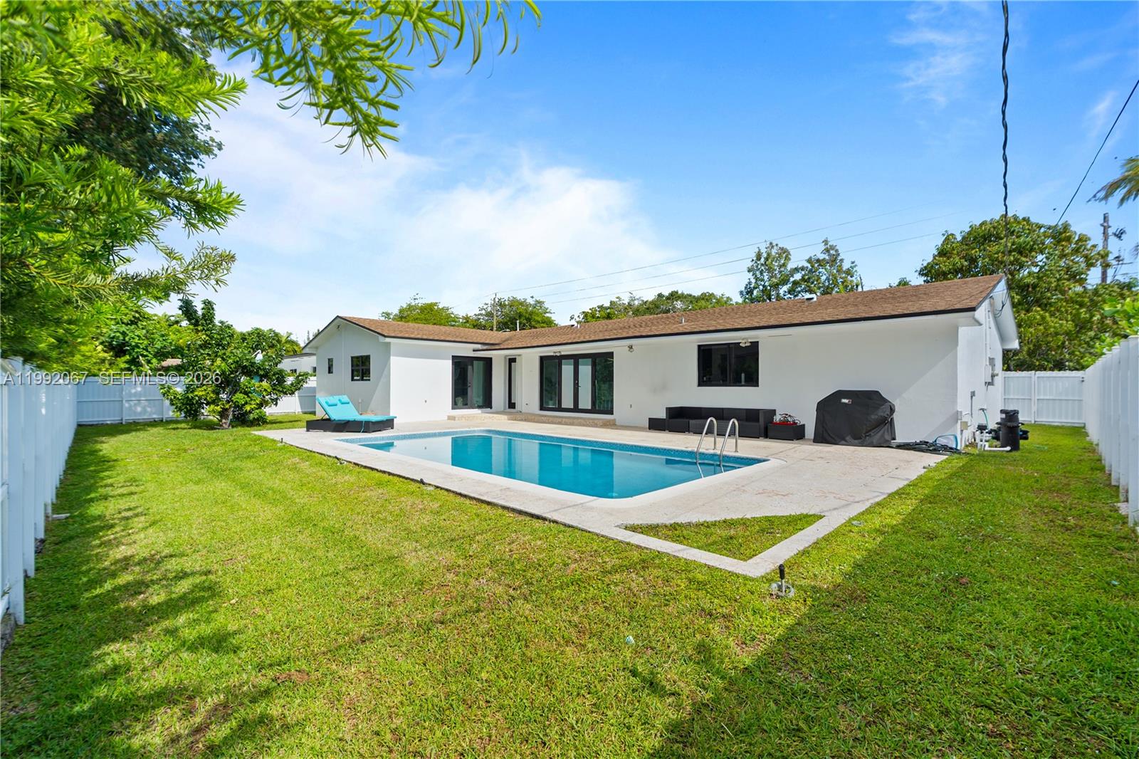 SKYLAKE MANORS - Residential