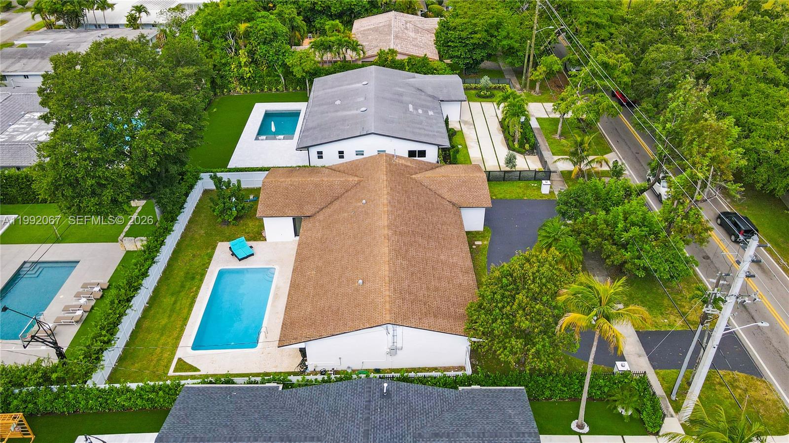 SKYLAKE MANORS - Residential