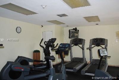 KEY COLONY CONDO #4 - Residential Lease