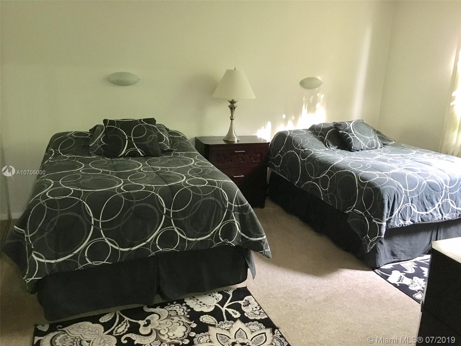 KEY COLONY CONDO #4 - Residential Lease