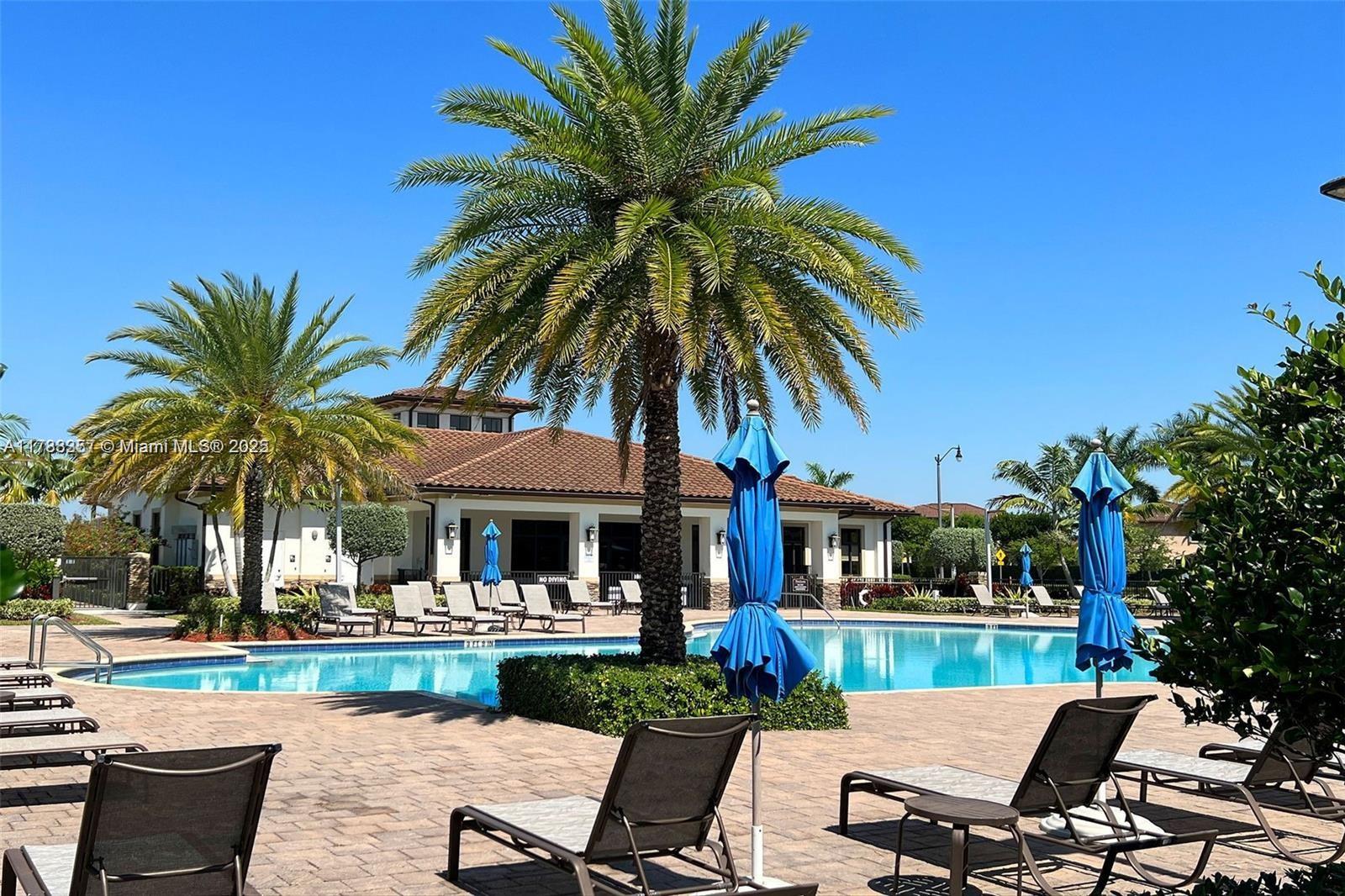 BAYWINDS AT COZUMEL - Residential