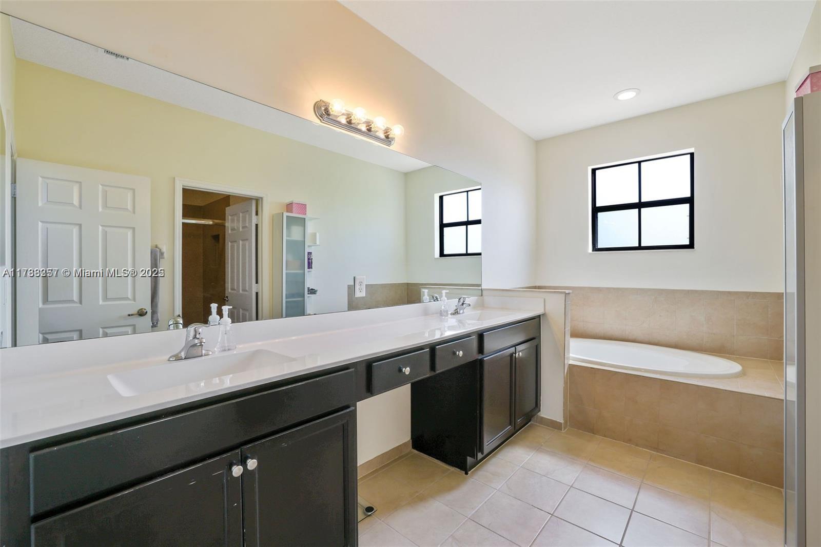 BAYWINDS AT COZUMEL - Residential