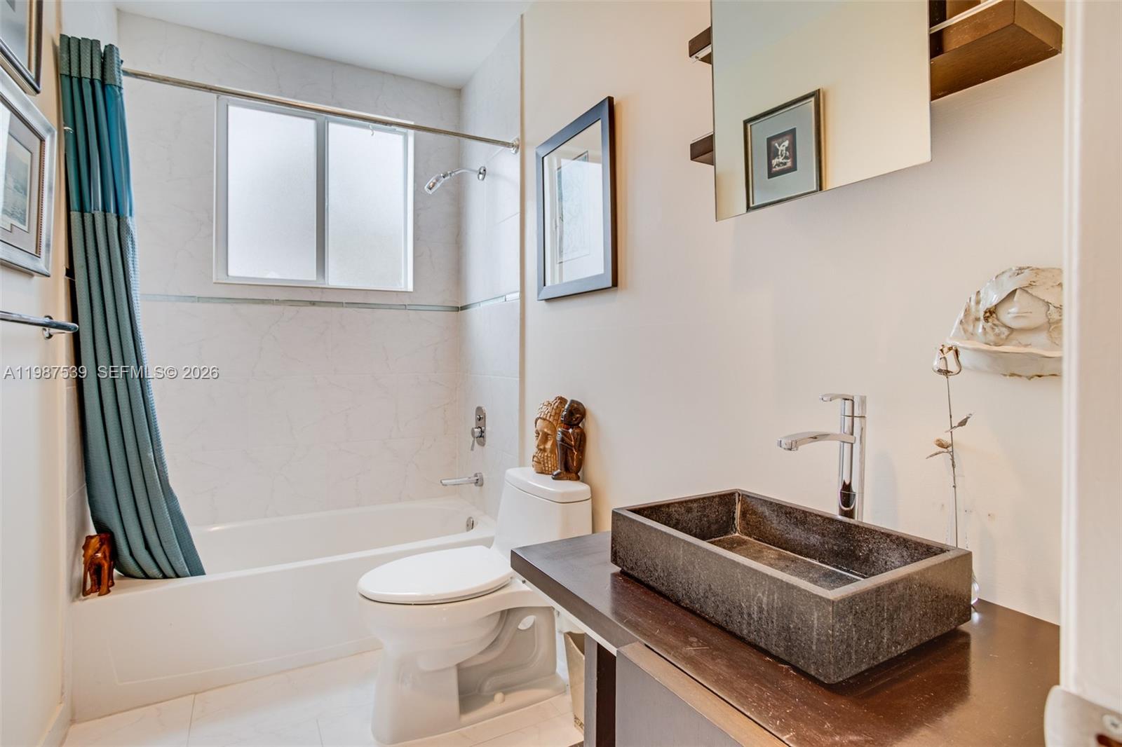 GATEWAY PARK - Residential