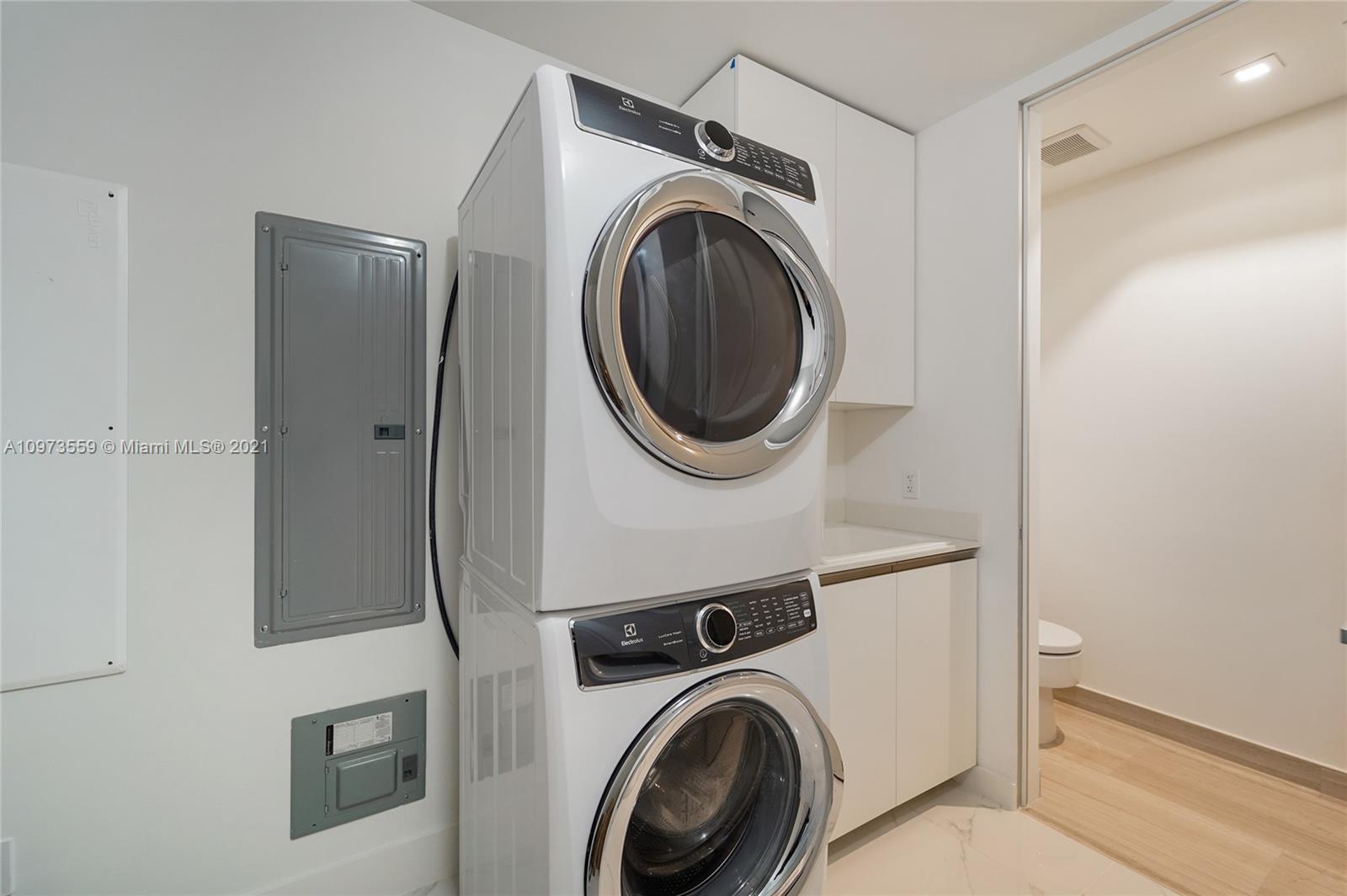 18975 COLLINS CONDO - Residential