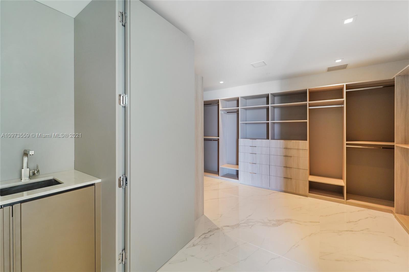 18975 COLLINS CONDO - Residential