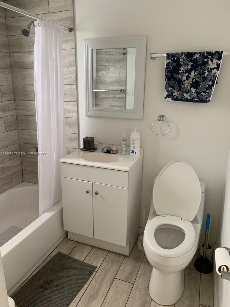 SOBE PHOENIX CONDO - Residential Lease