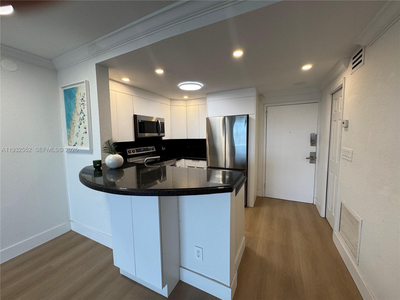 KEYSTONE TOWERS CONDO - Residential