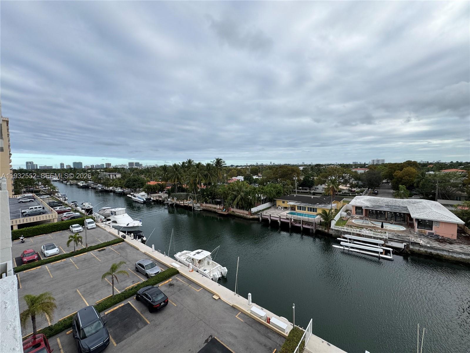 KEYSTONE TOWERS CONDO - Residential