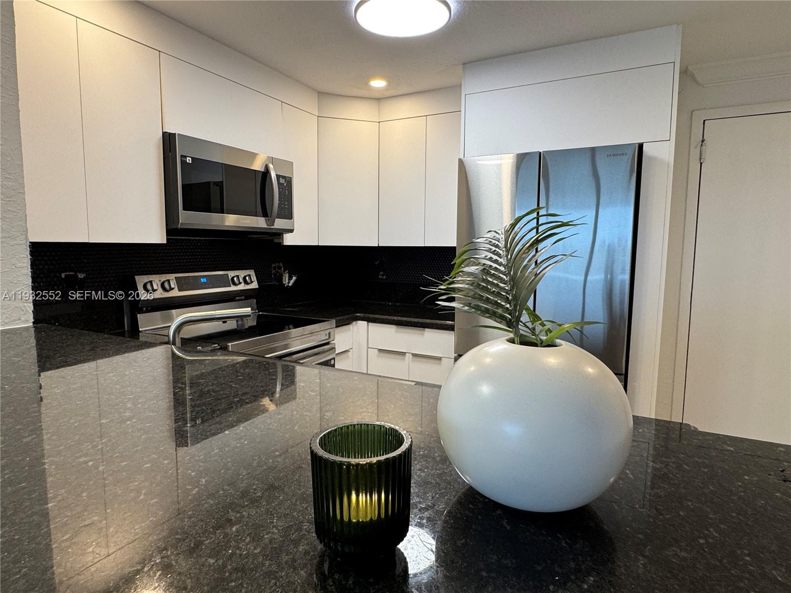 KEYSTONE TOWERS CONDO - Residential