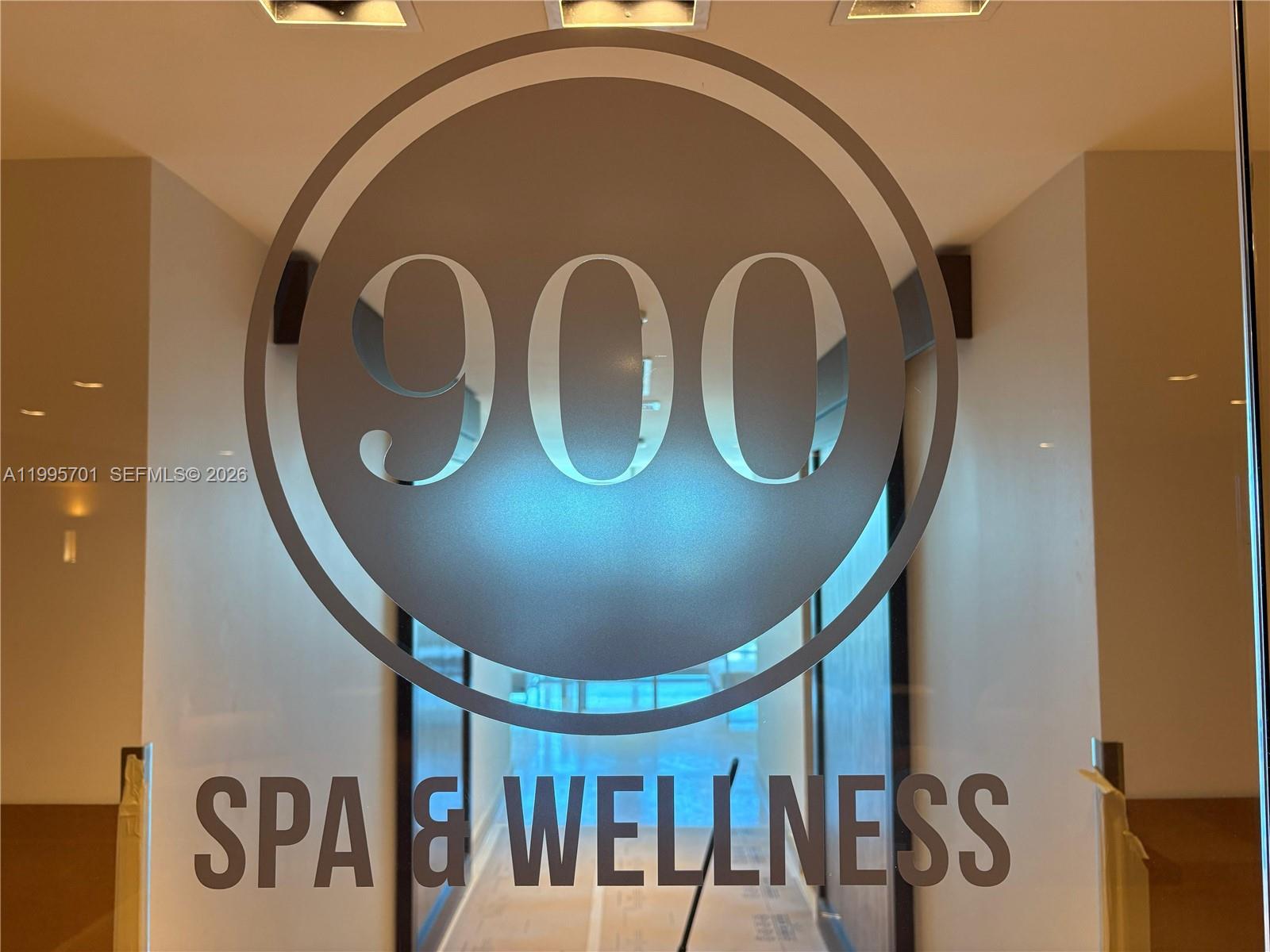 900 BISCAYNE BAY CONDO - Residential Lease