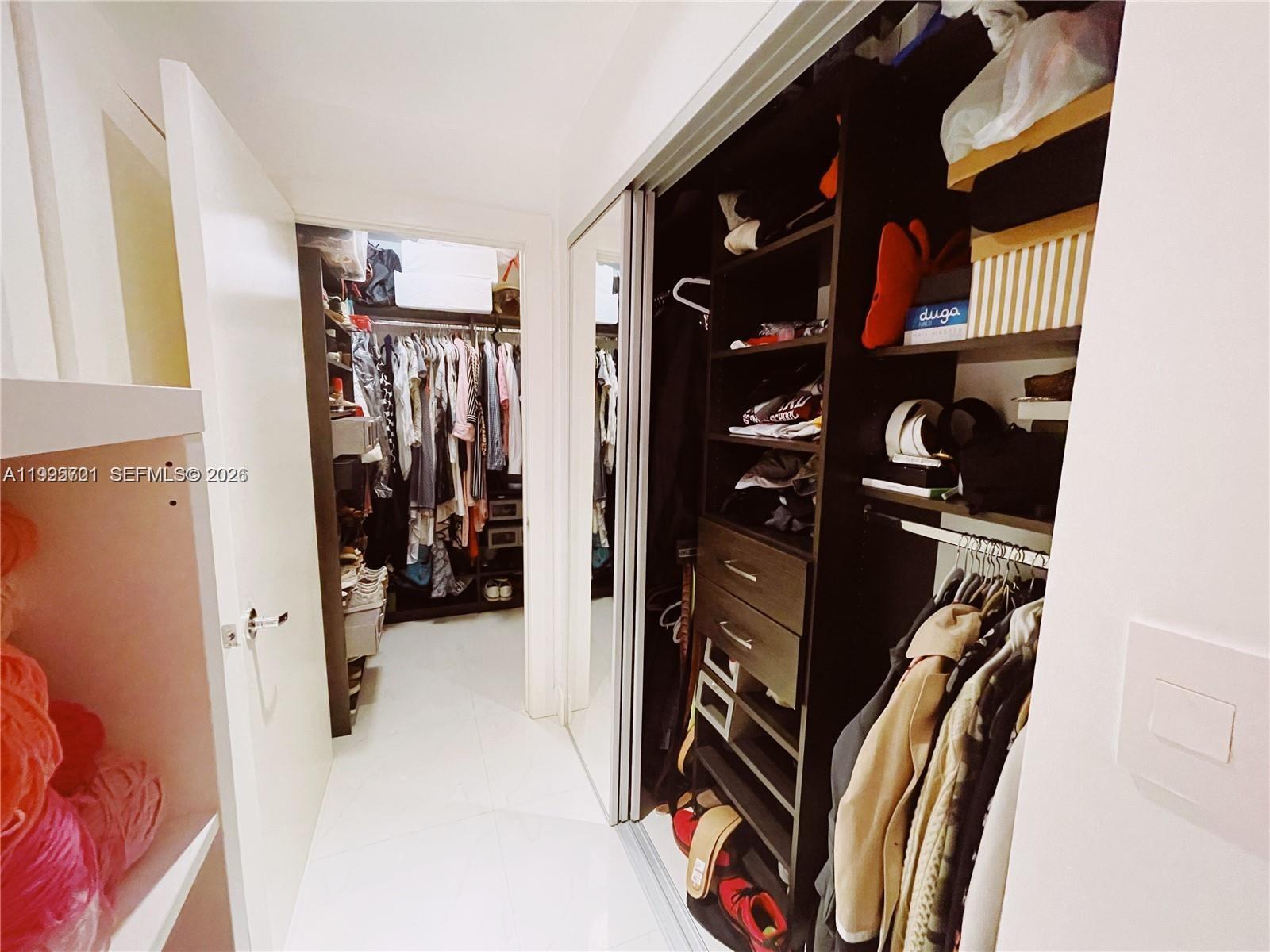 900 BISCAYNE BAY CONDO - Residential Lease