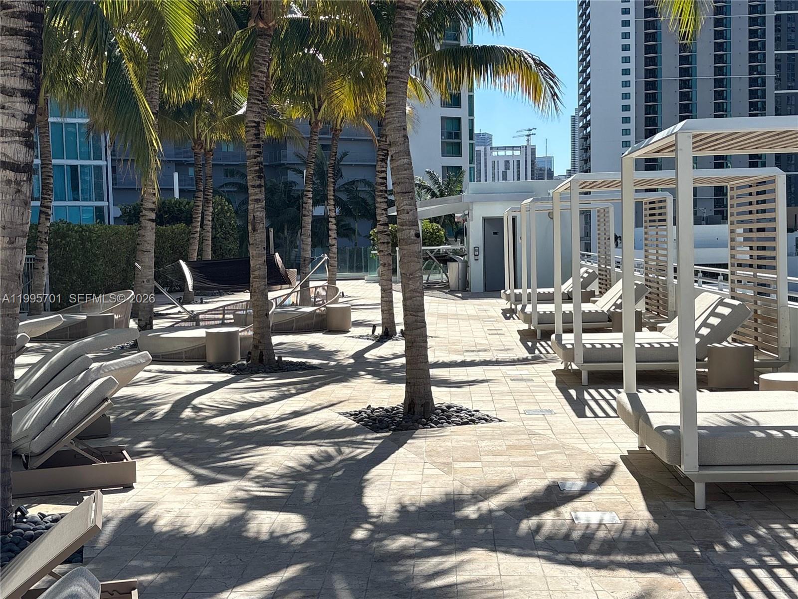 900 BISCAYNE BAY CONDO - Residential Lease