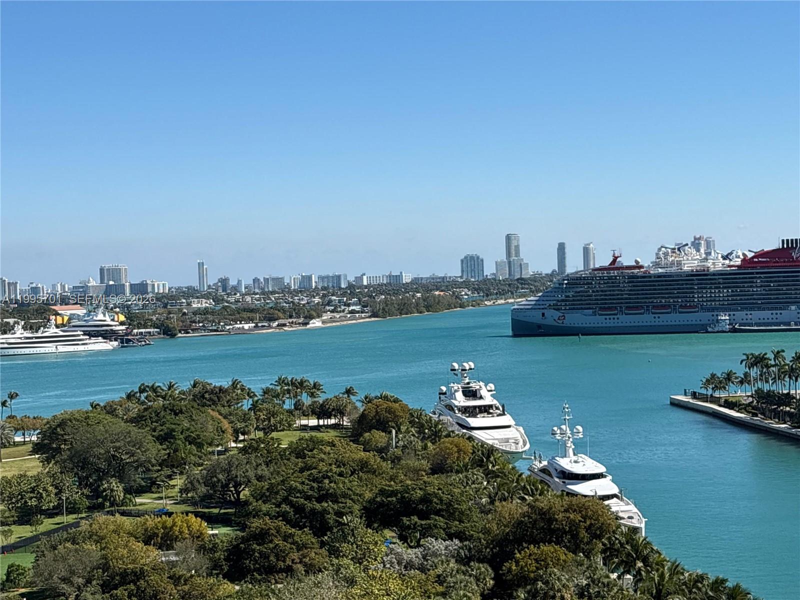 900 BISCAYNE BAY CONDO - Residential Lease