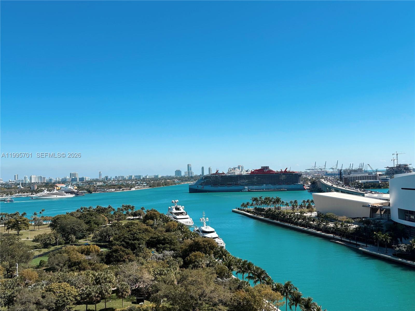 900 BISCAYNE BAY CONDO - Residential Lease
