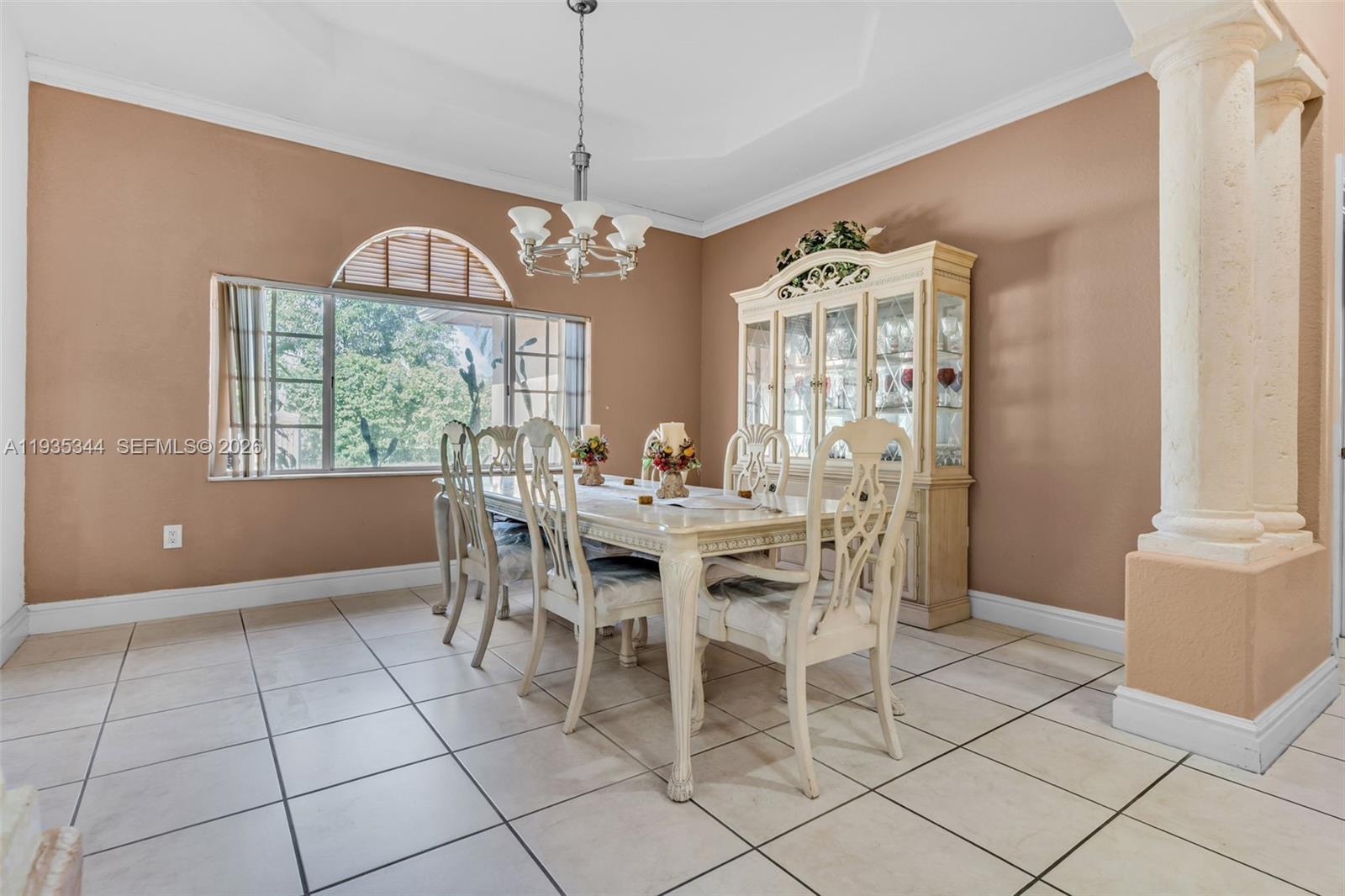 SOUTH SPRINGS HOMES - Residential