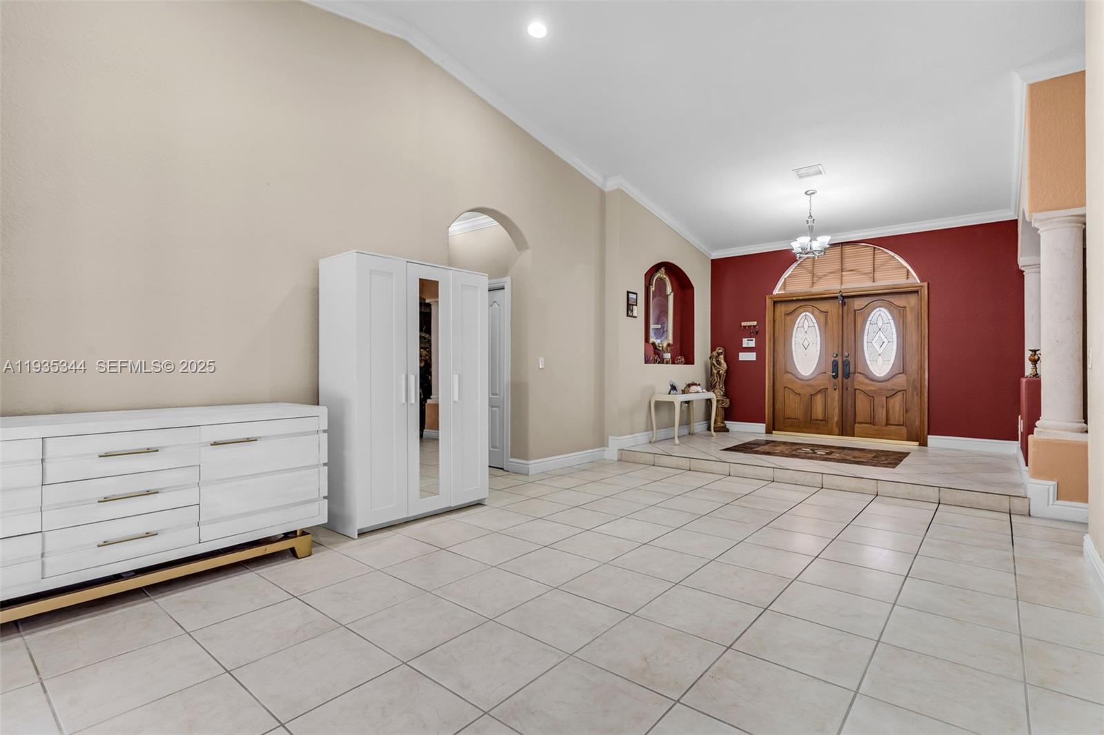 SOUTH SPRINGS HOMES - Residential