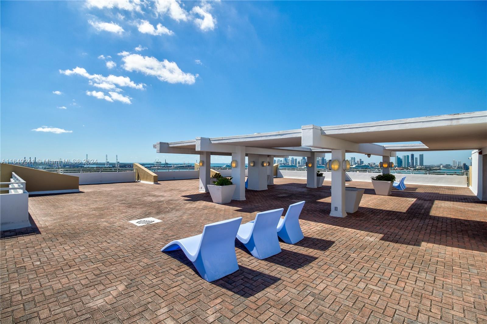 COSTA BRAVA CONDO - Residential