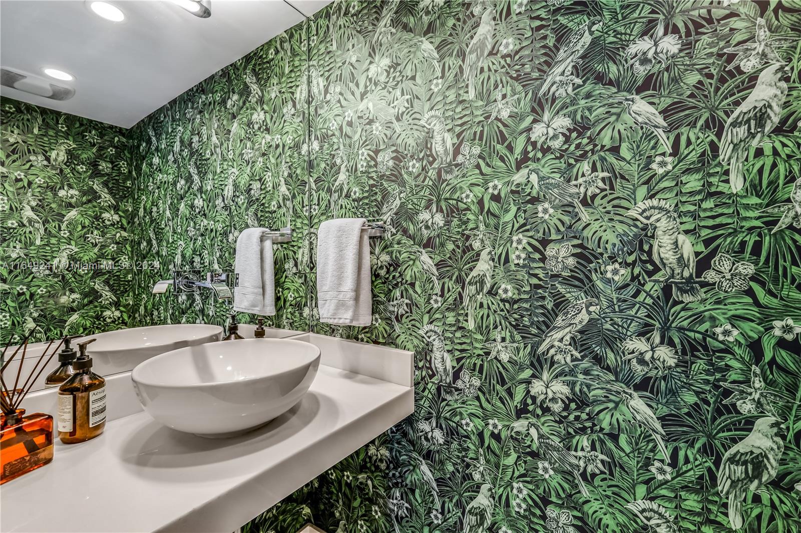 COSTA BRAVA CONDO - Residential