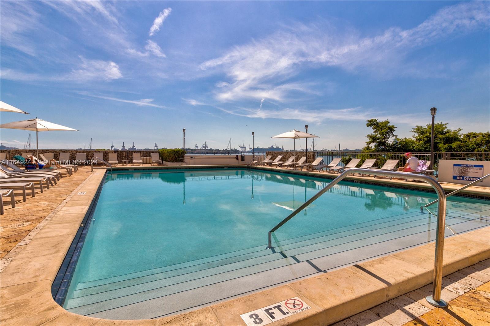 COSTA BRAVA CONDO - Residential