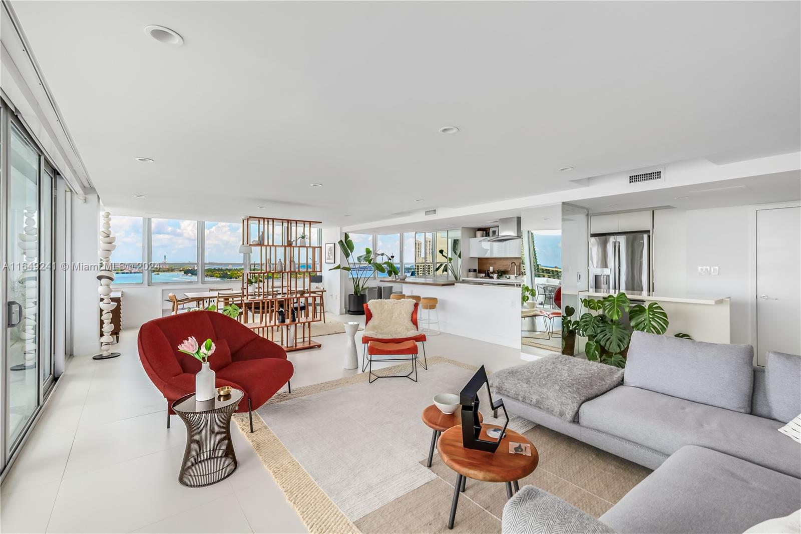 COSTA BRAVA CONDO - Residential