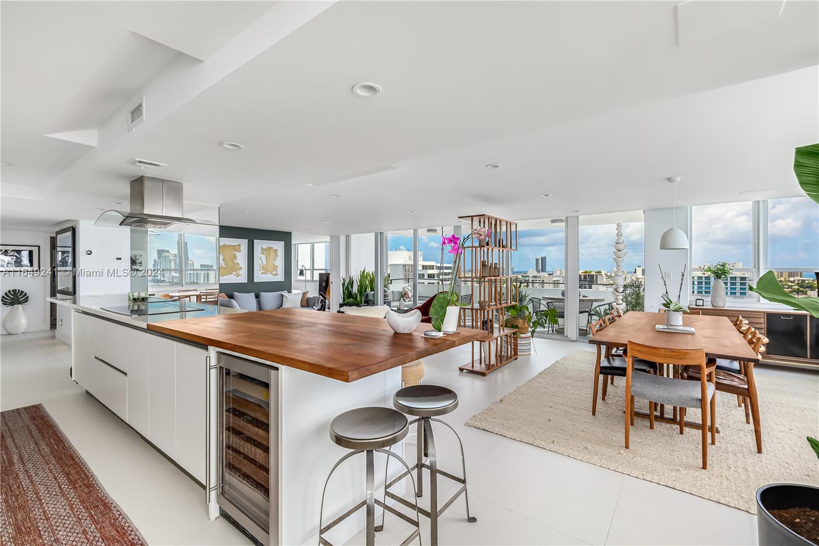 COSTA BRAVA CONDO - Residential
