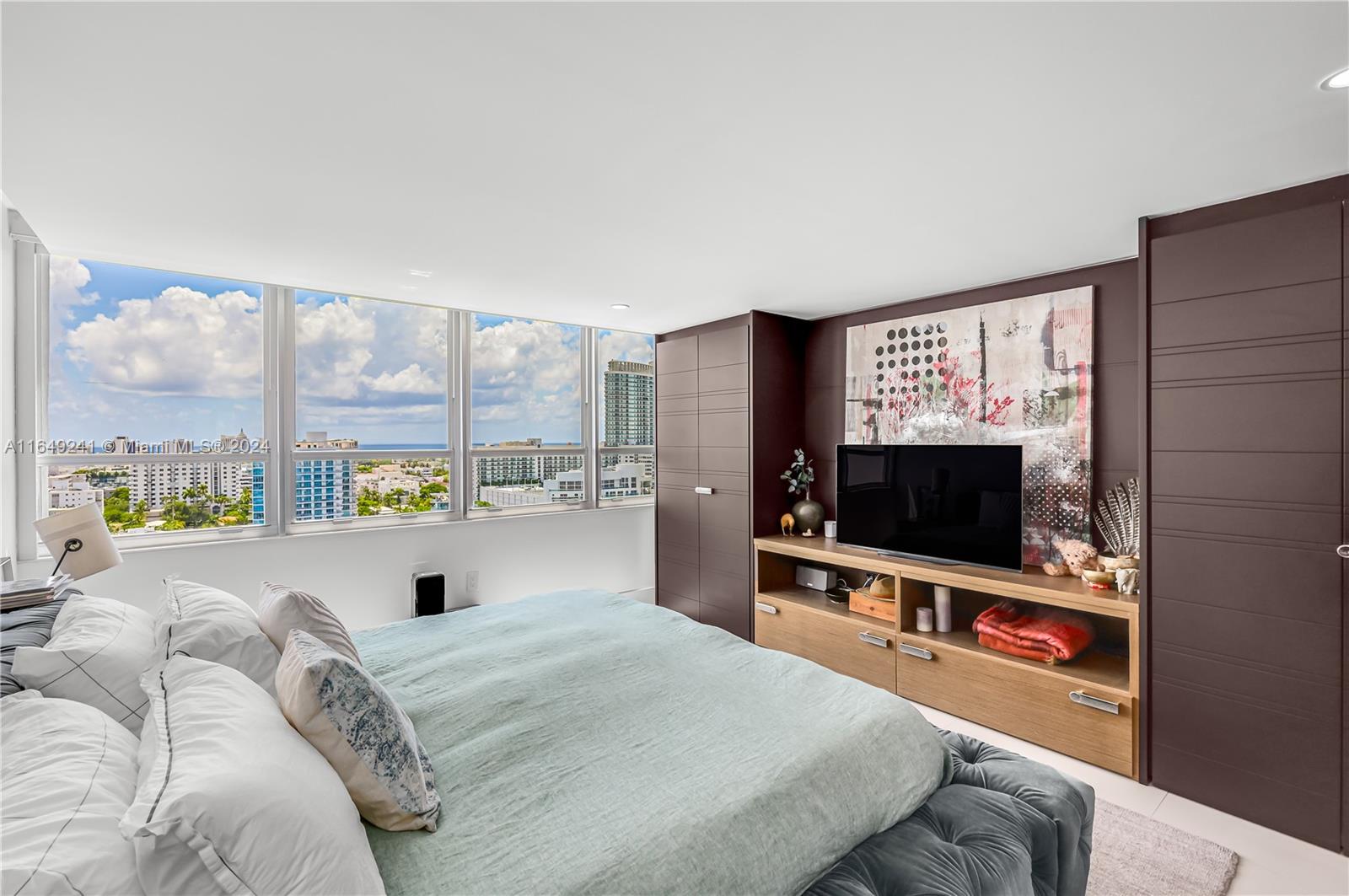 COSTA BRAVA CONDO - Residential