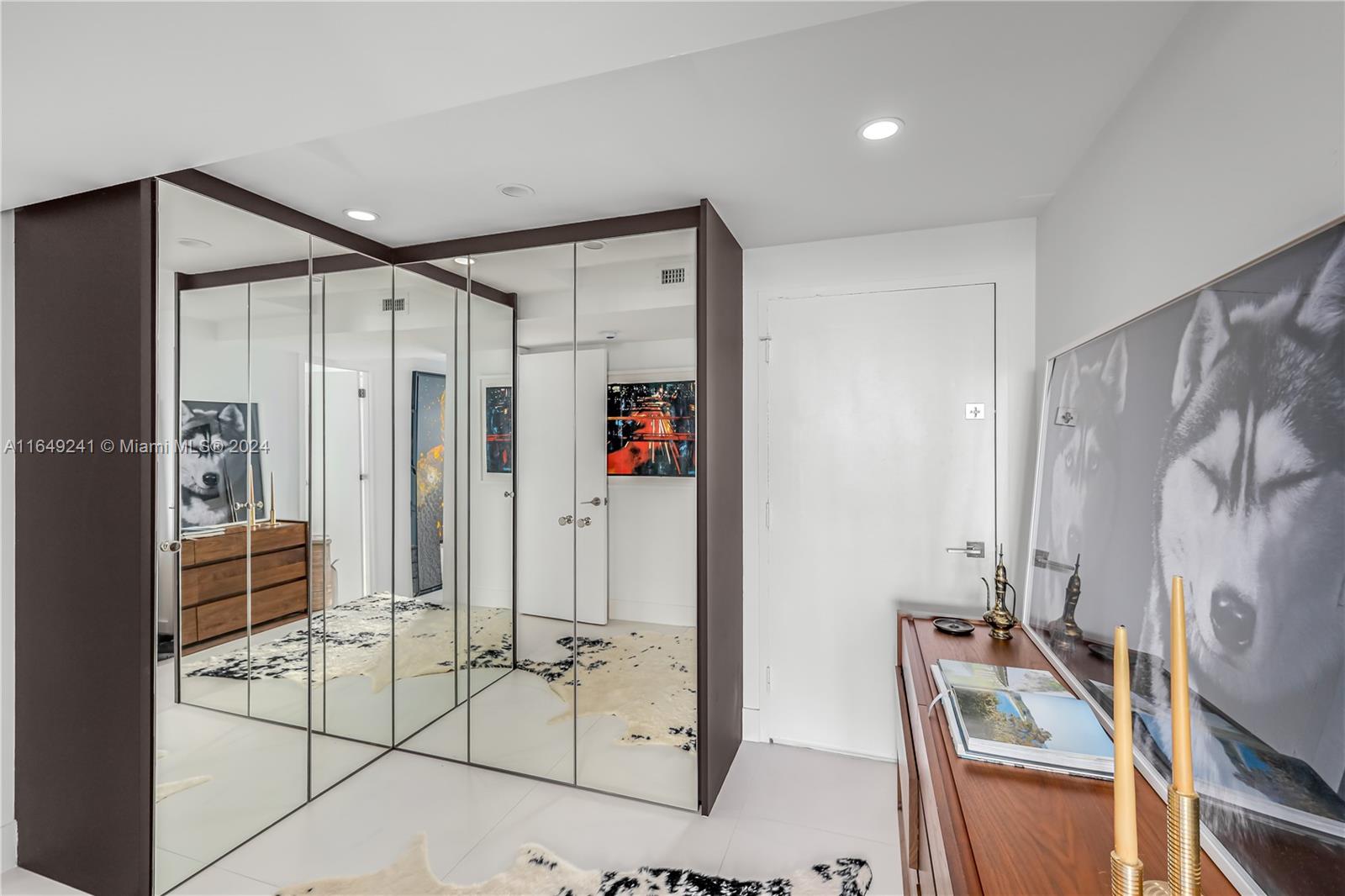 COSTA BRAVA CONDO - Residential