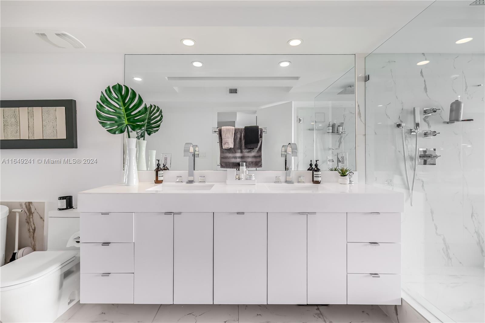 COSTA BRAVA CONDO - Residential