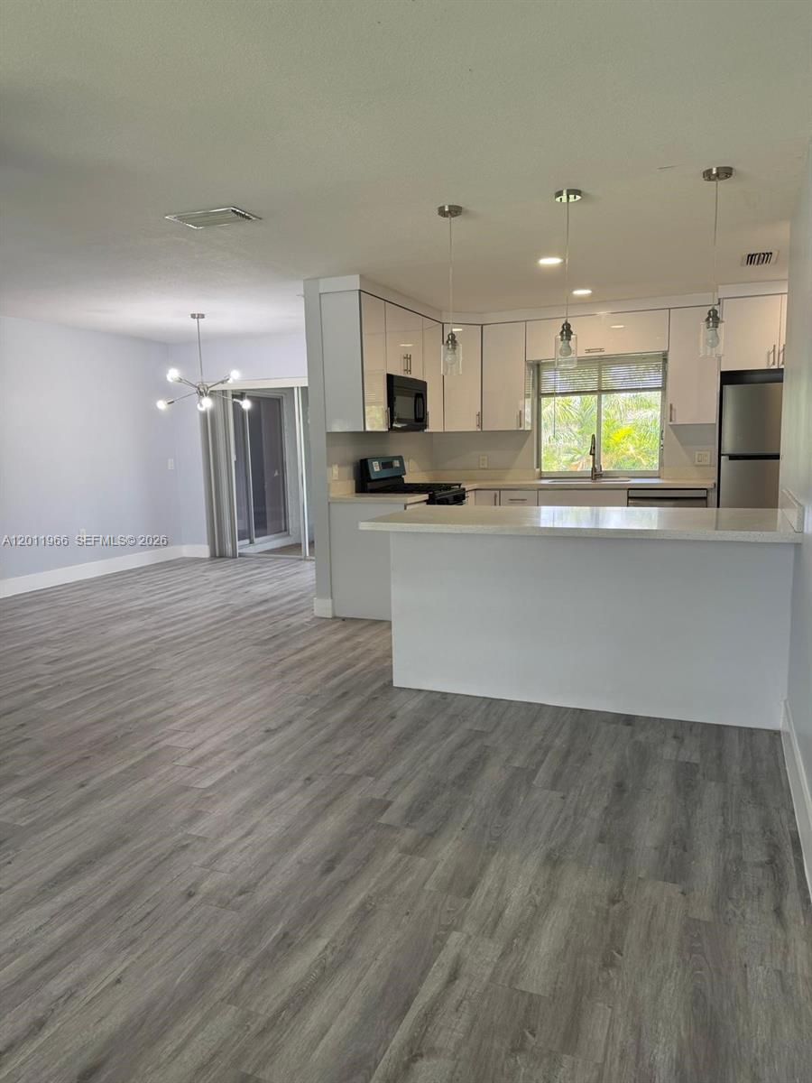 SUNRISE GOLF VLG SEC 24 - Residential