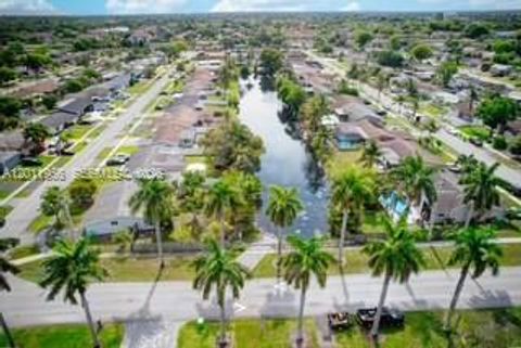 Photo of 11500 NW 39th St, Sunrise, FL 33323 (MLS # A12011966)